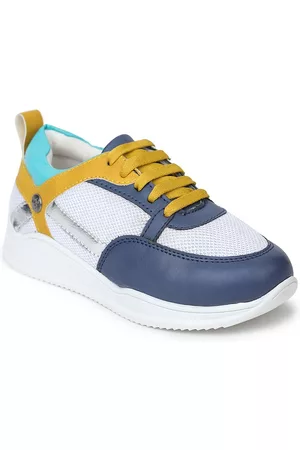toothless Boys White Sports Shoes