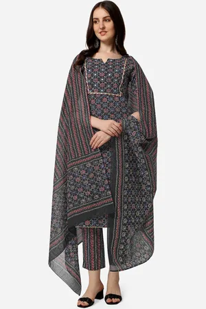 Mirchi Fashion Women Black Printed Panelled Gotta Patti Kurti with Palazzos