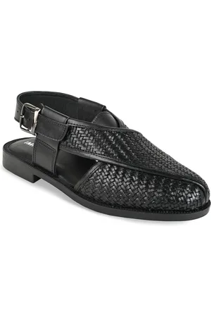 Regal Men Black Textured Leather Shoe-Style Sandals