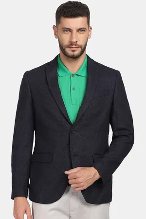 black single breasted formal blazer