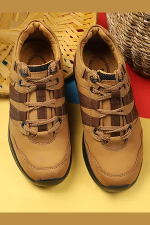 Red Chief Men Leather Sneakers