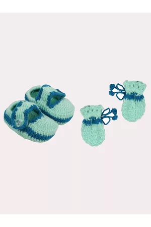 Superminis Infant Kids Green & Blue Hand Knitted Booties With Mittens