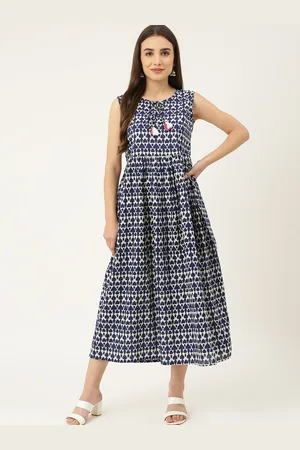Decked-Up Women Blue & Off White Geometric Printed Cotton Midi Dress