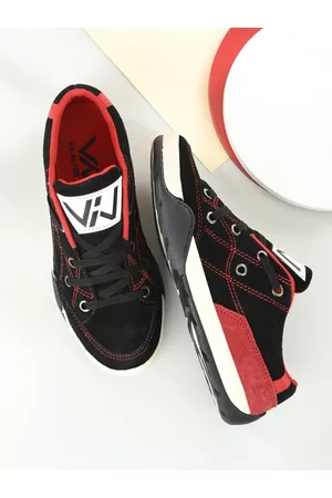 Viv Men Black Colourblocked Leather Sneakers