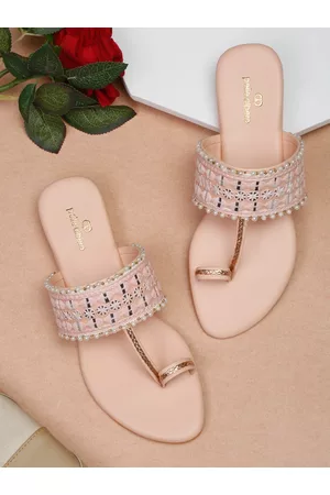 Pelle Albero Women Peach-Coloured Ethnic One Toe Flats