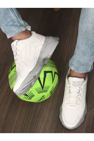 Mast & Harbour Men White Casual Sneakers