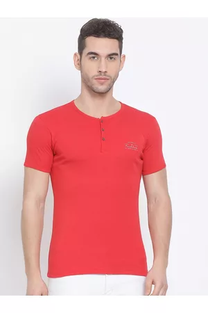 Richlook Men Red Solid Henley Neck T-shirt