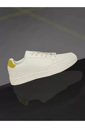 hrx beige sneakers