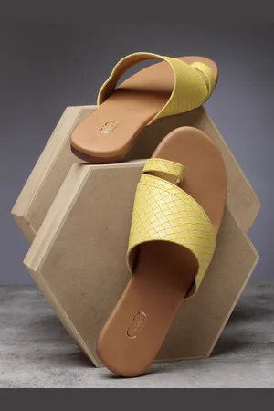 PANAHI Women Yellow One Toe Flats