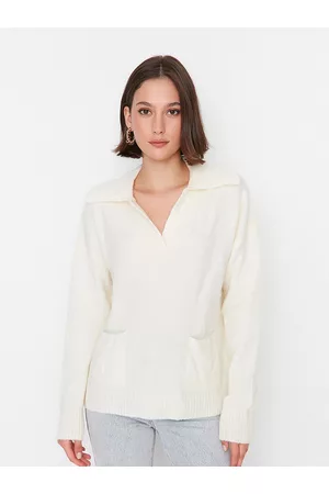 Trendyol Women Jumpers - Women Off White solid Pullover