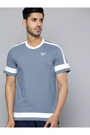 Reebok Men Blue WCE Pure Cotton Solid T-shirt