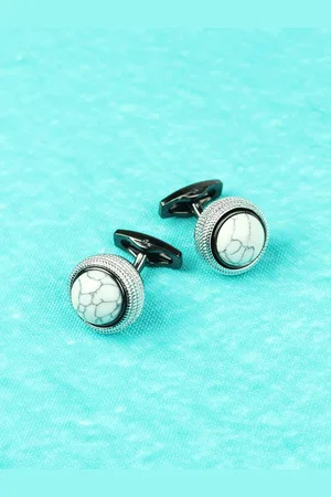 Tossido Men White Metal Cufflink