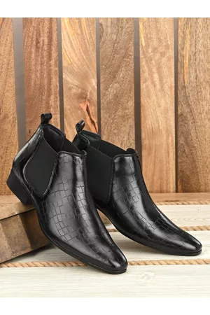 San Frissco Men Black Textured Lightweight Chelsea Boots
