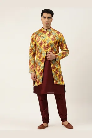 SOJANYA Men Maroon Solid Kurta with Churidar & Printed Jacket