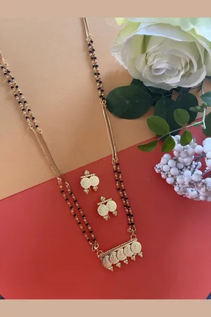 Digital Dress Room Gold-Plated & Black Beaded Stone-Studded Mangalsutra With Earrings
