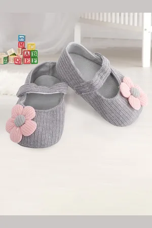 Baby Moo Infant Girls Grey & Peach-Coloured Floral Applique Booties