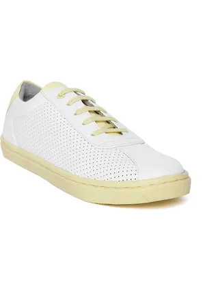 Mocas Men White Perforated Sneakers