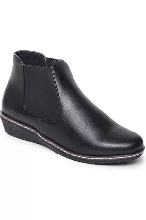 VALIOSAA Women Black Solid Heeled Boots