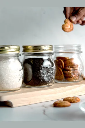 Bormioli Rocco Set of 4 Transparent Jars With Lids