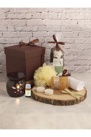 BodyHerbals 7 Pcs Lemongrass Soap Spa Gift Set