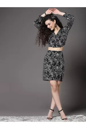 KASSUALLY Women Black Printed Mini Skirt