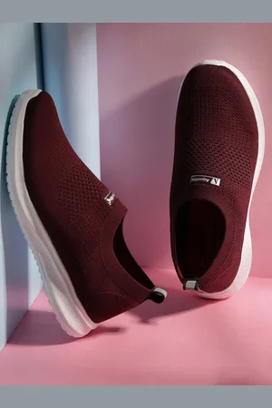 Aqualite Men Maroon Mesh Walking Non-Marking Shoes