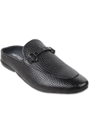 Metro Men Black Leather Shoe-Style Sandals