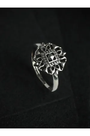 Priyaasi Oxidised Silver-Plated 925 Sterling Silver Finger Ring