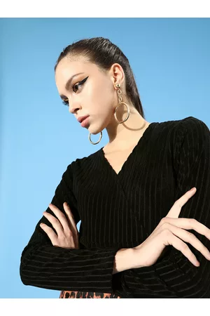 STREET 9 Women Stylish Black Solid Cropped Top