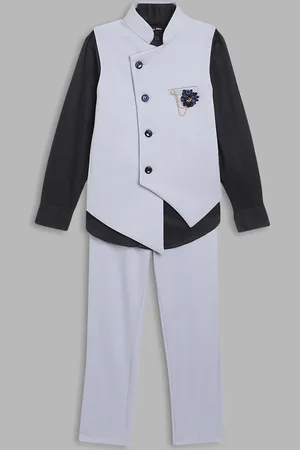 Blue Giraffe Boys Blue Solid 3 Piece Suit