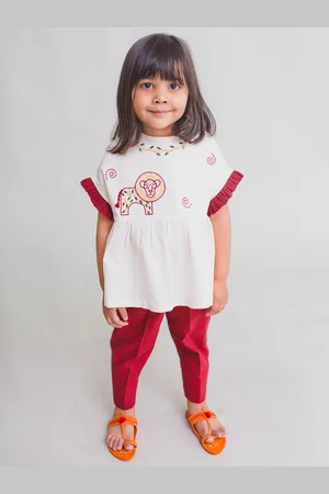 Tiber Taber Girls White & Maroon Solid Top with Trousers