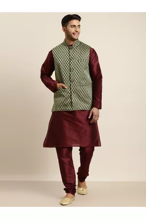SOJANYA Men Maroon Solid Kurta with Churidar & Nehru Jacket