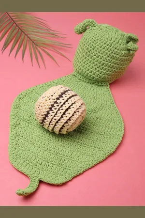 Babymoon Infants Green Snail Photography Crochet Outfit Costume