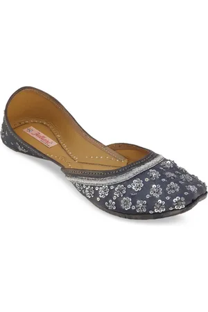 Fulkari Women Grey Embellished Mojaris Flats