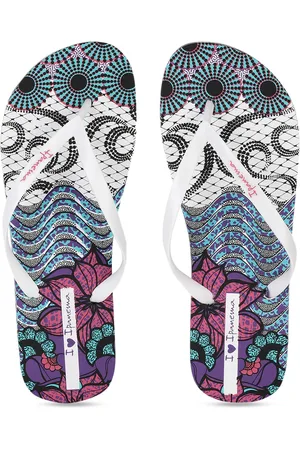 Ipanema Women White Printed Thong Flip-Flops