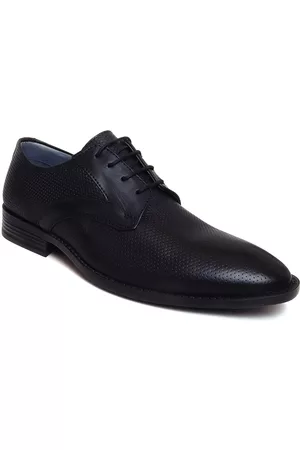 ZOOM Men Black Textured Leather Formal Shoes