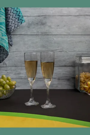 Pasabahce Set of 6 Transparent Champagne Glasses 150ml each