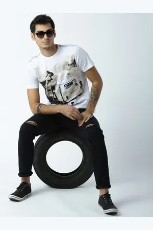 Huetrap Men White Printed Round Neck T-shirt