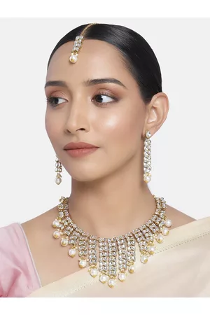 Peora White Gold Plated Kundan Beaded Jewellery Set