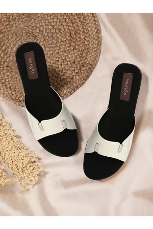 VALIOSAA Women Off-White Textured Comfort Heels