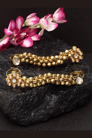 DUGRISTYLE Set of 2 Gold-Plated & White Kundan-Studded Handcrafted Toe-Rings