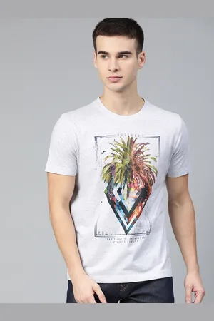 Huetrap Men White Graphic Printed Regular Fit Round Neck T-shirt