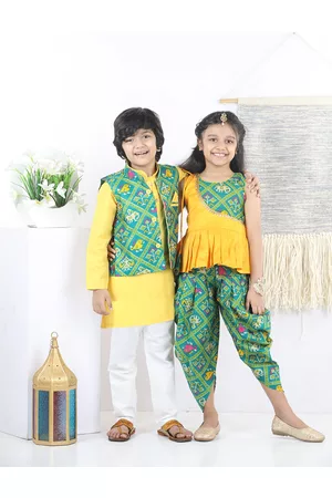 BownBee Boys Yellow & White Regular Kurta with Pyjamas With Nehru Jacket