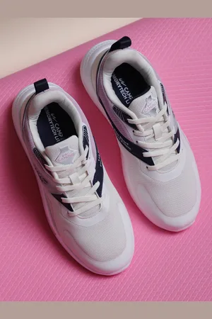 Campus Women Off White Mesh Running Shoes