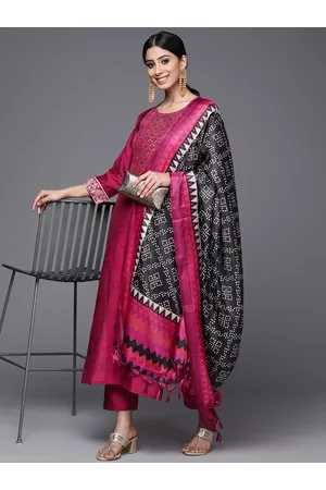 Varanga Brocade Yoke with Gota Detail Kurta with Trouser with Bandhani Printed Dupatta