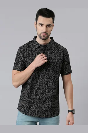 Joven Men Black Comfort Slim Fit Geometric Printed Casual Shirt
