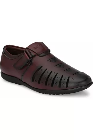 San Frissco Men Maroon Shoe-Style Sandals