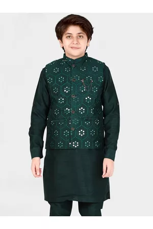 CAVIO Boys Green Solid Thread Work Cotton Blend Kurta Set