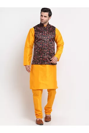 Kraft Men Kurta with Churidar & Printed Nehru Jacket