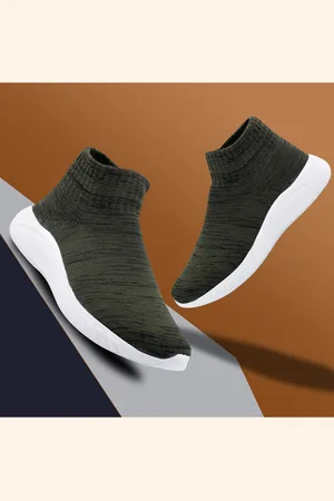 Kraasa Men Khaki High-Top Slip-On Sneakers